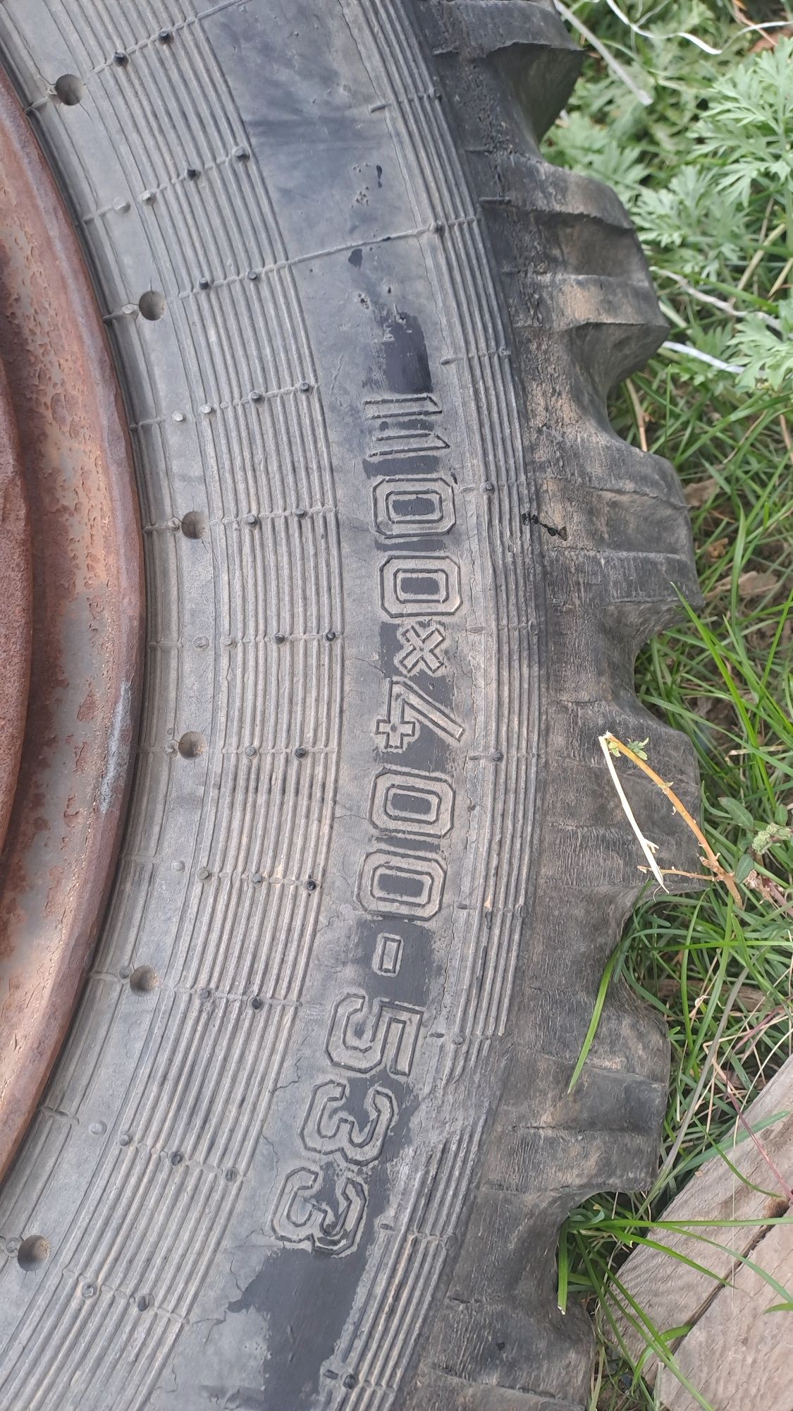 Продам шины грузовой