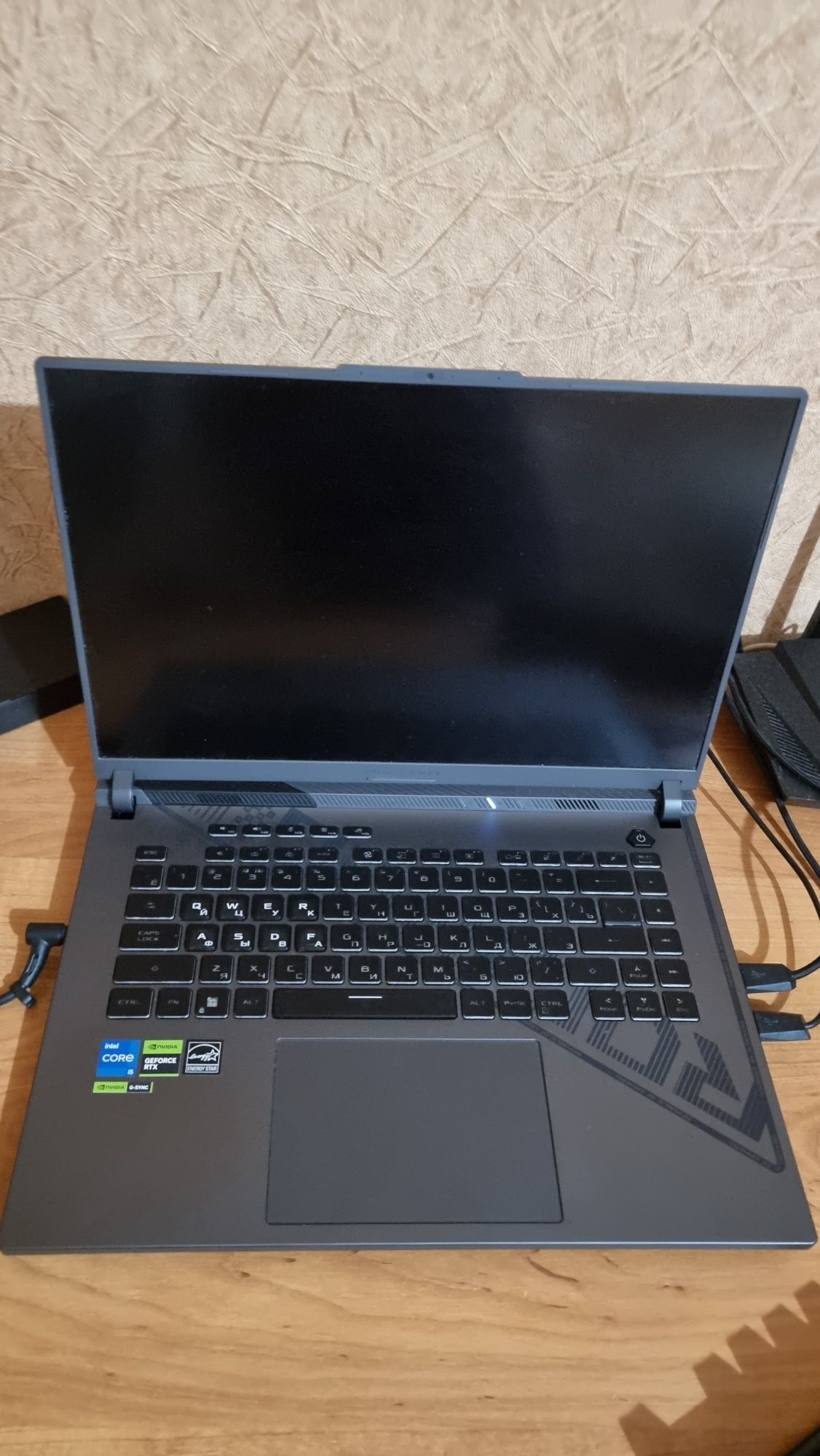 Продам ноутбук модель ASUS G614J в отличном состоянии