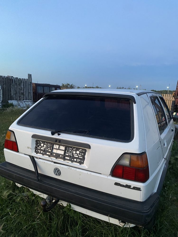 Гольф продам в авреийном сосотяние