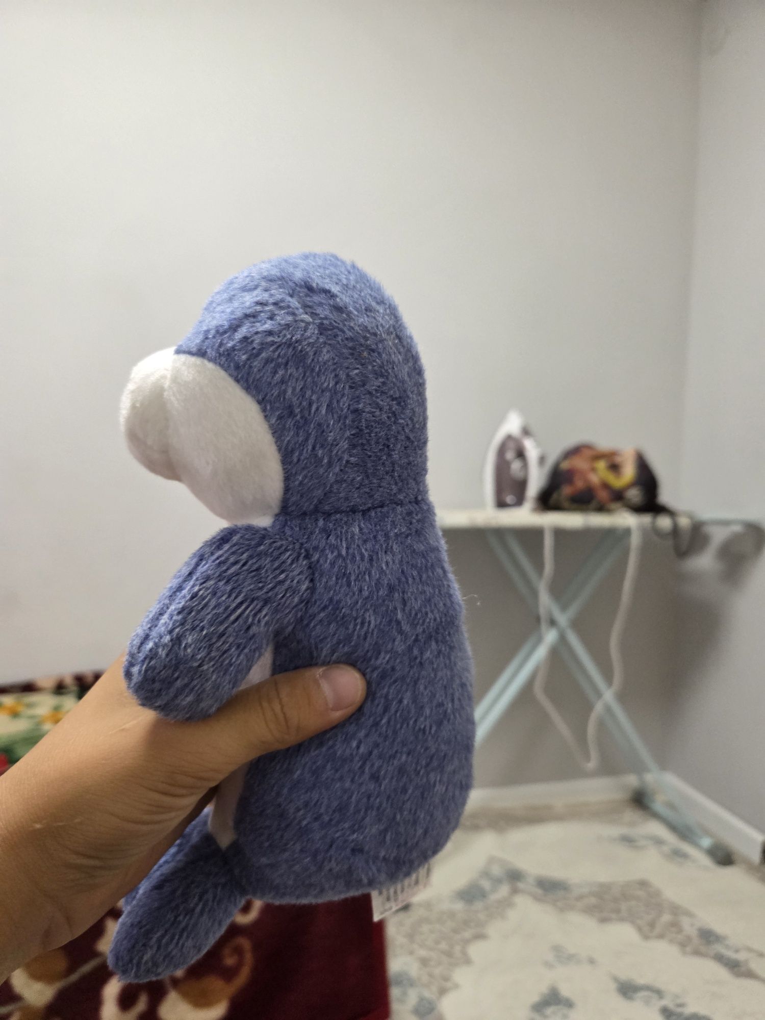 Продается игрушечный морж очень хароший