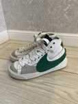 Кеды Nike.