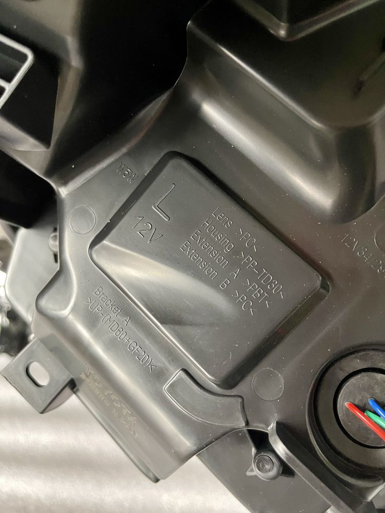 Передние фары Америка Camry 70/75 Камри 70/75