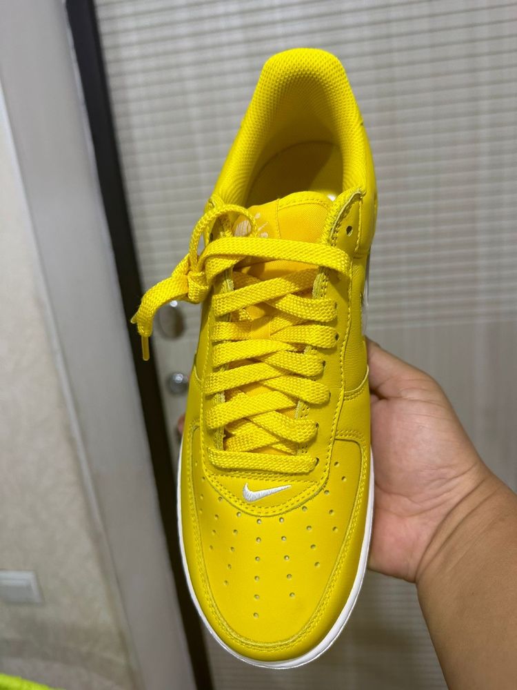 Кроссовки Nike Air Force 1 yellow, кожа 100%, 42,5 р-р, оригинал