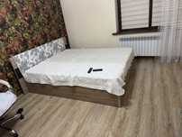 Продам кровать двуспальную с ортопедическим матрасом