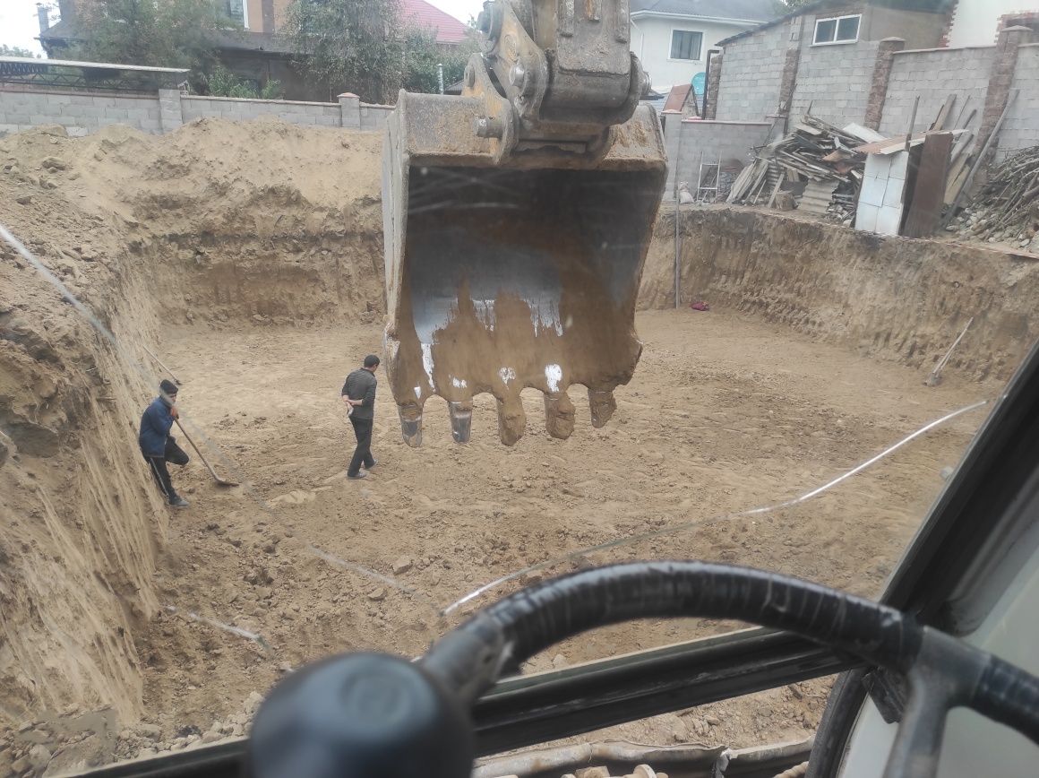 Услуга экскаватора аренда экскаватор 140 кубовик траншея планировка ко