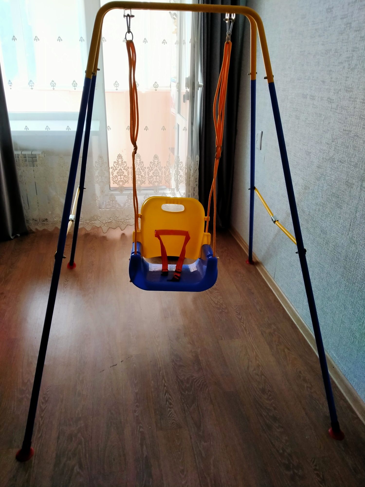 Продам детские качели