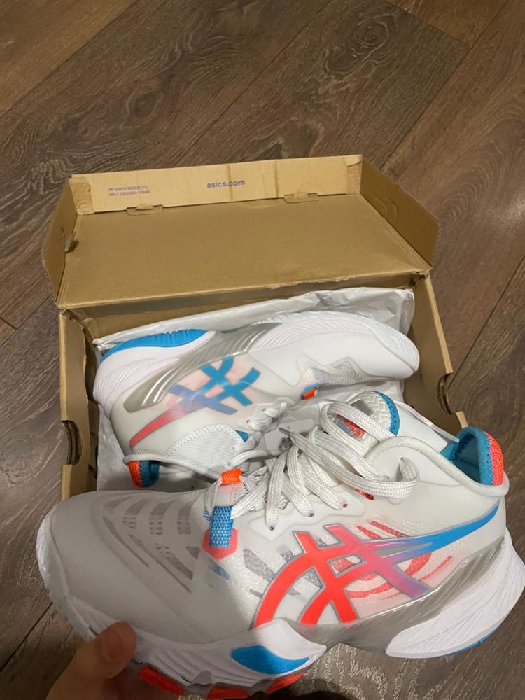 ASICS metarise размер 39,5 новые
