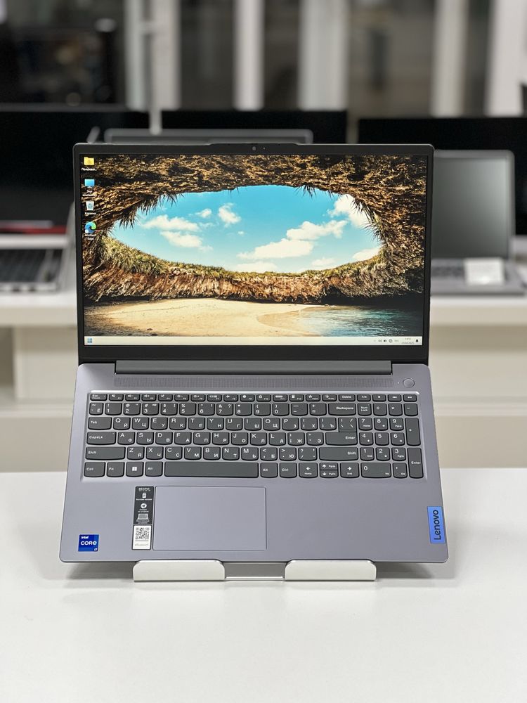 Lenovo IdeaPad | Intel Core i7-13620H | ОЗУ 16Gb | SSD 1 Tb
