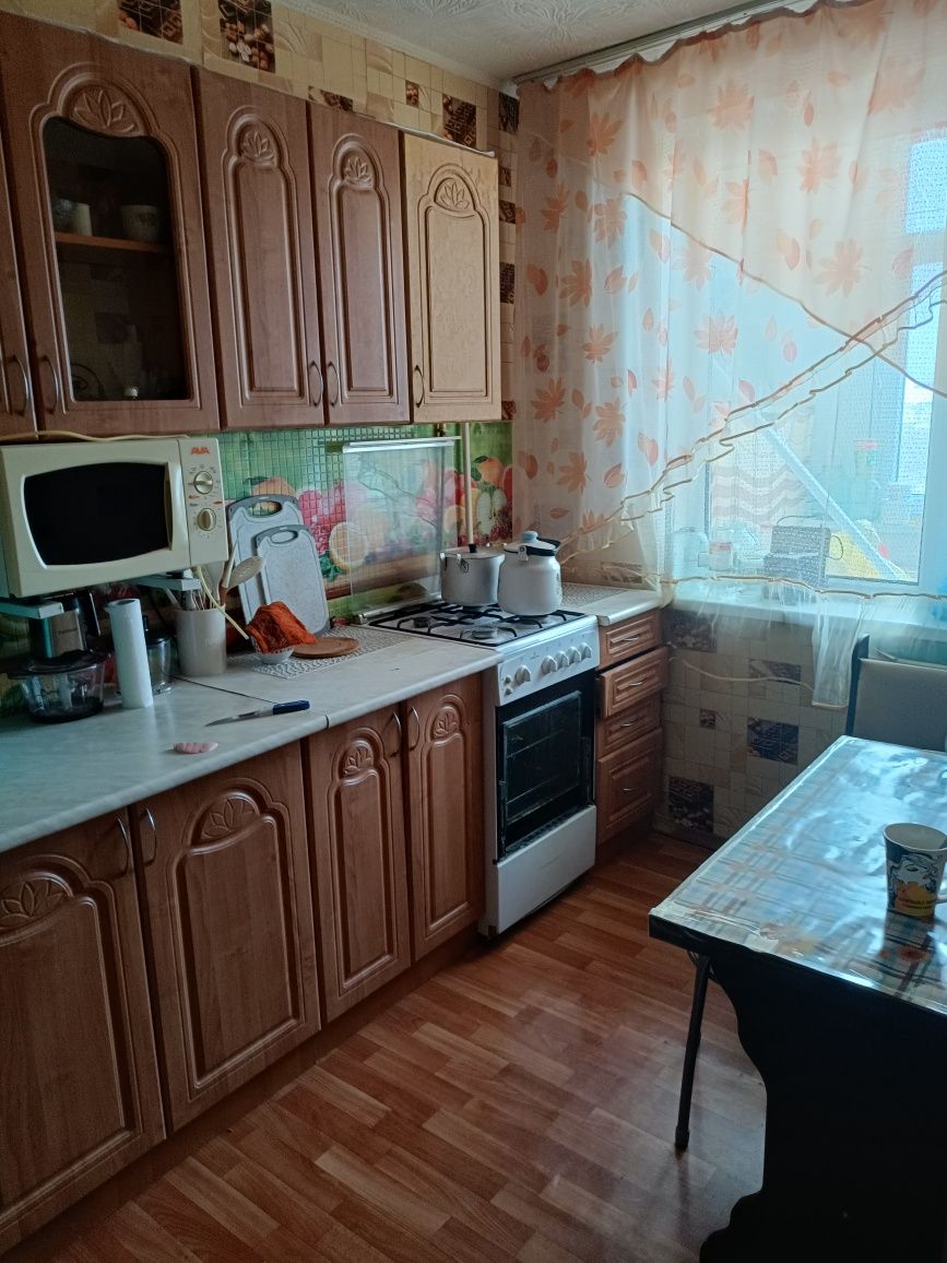 Продам 4х комнатную квартиру
