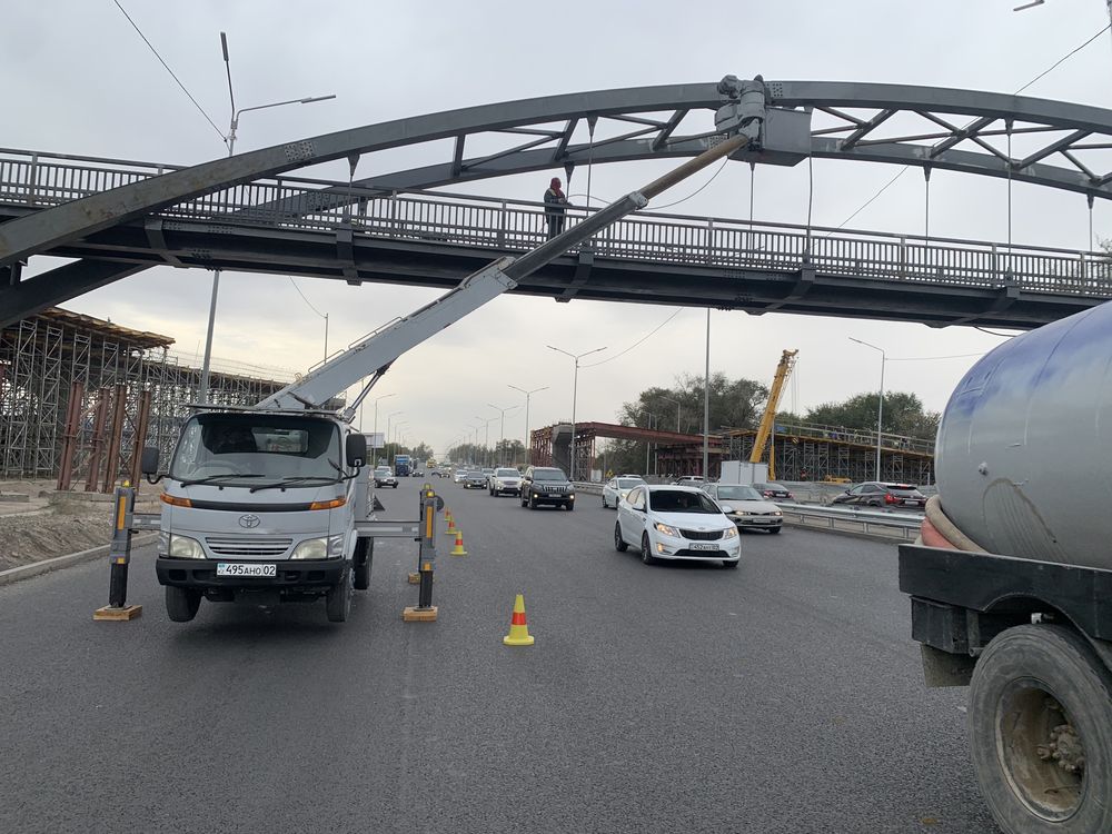 Автовышка АГП Кобра услуги автовышки услуги алматы, кобра 16 метров