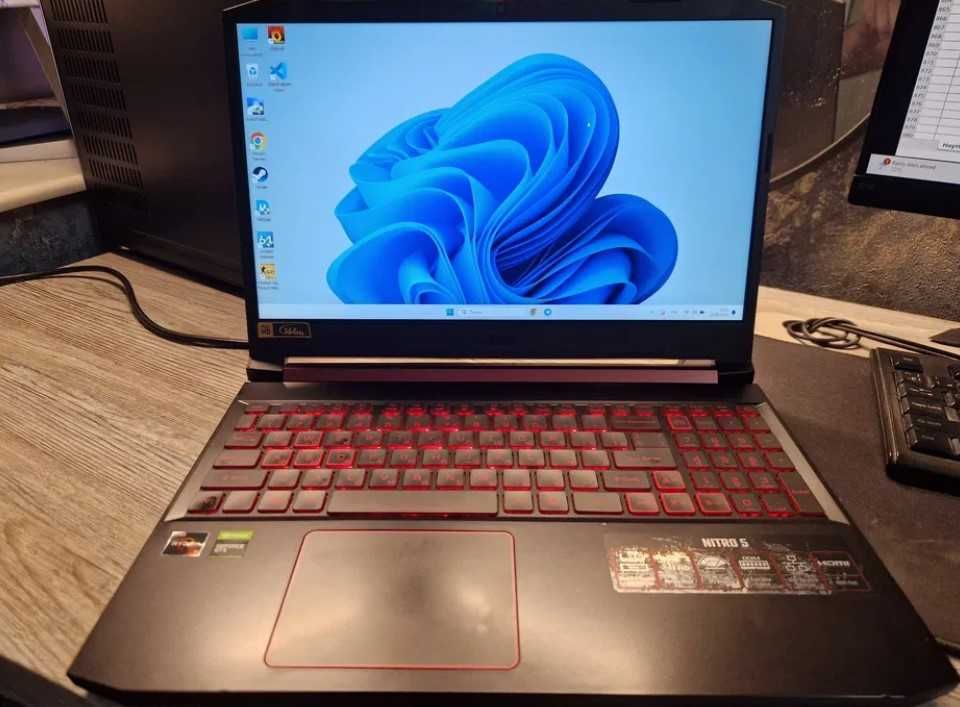 Acer Nitro Игровой ноутбук состояние норм\2