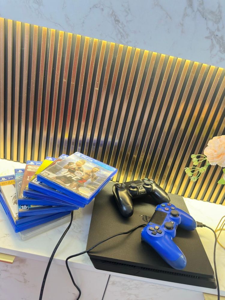 Sony Playstation 4 slim