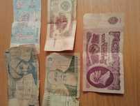 Продам старые деньги за всё прошу 9000 тысяч тенге