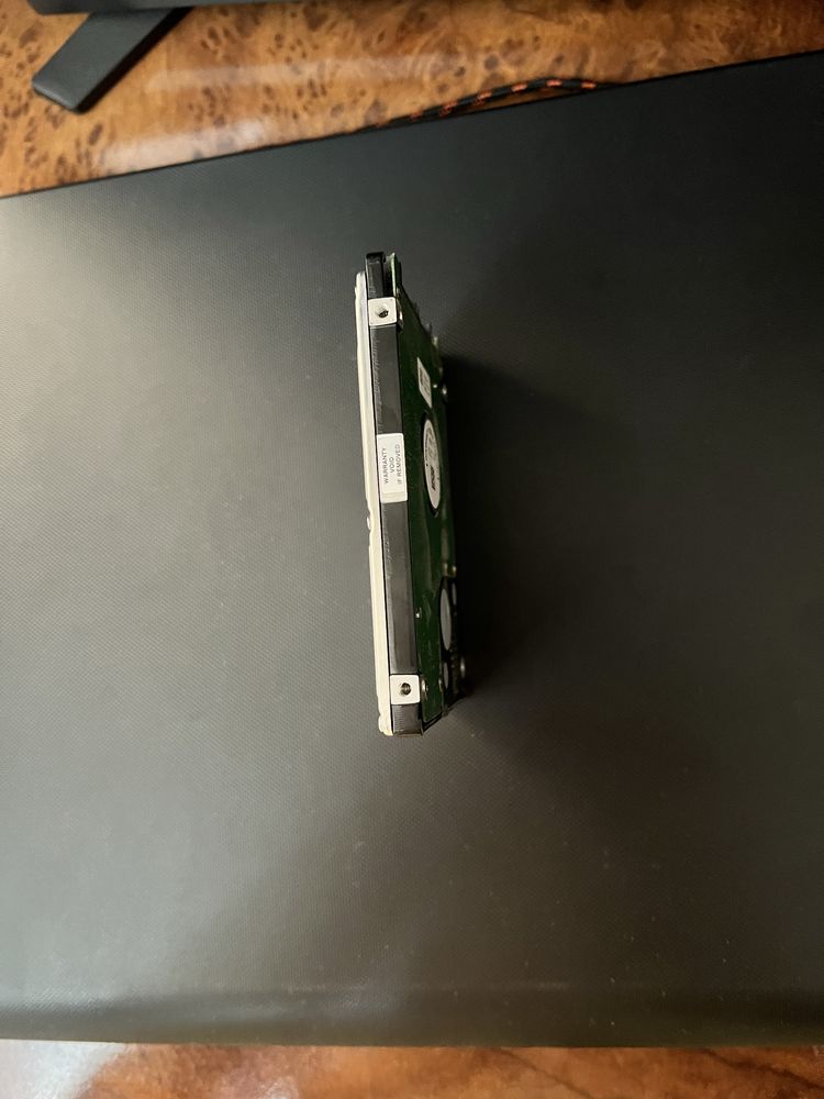 Жесткий диск Samsung Momentus 1TB