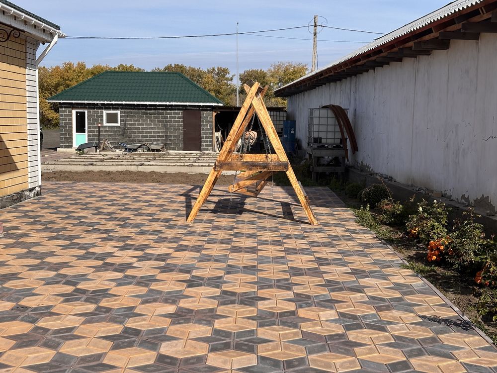 Частный большой дом