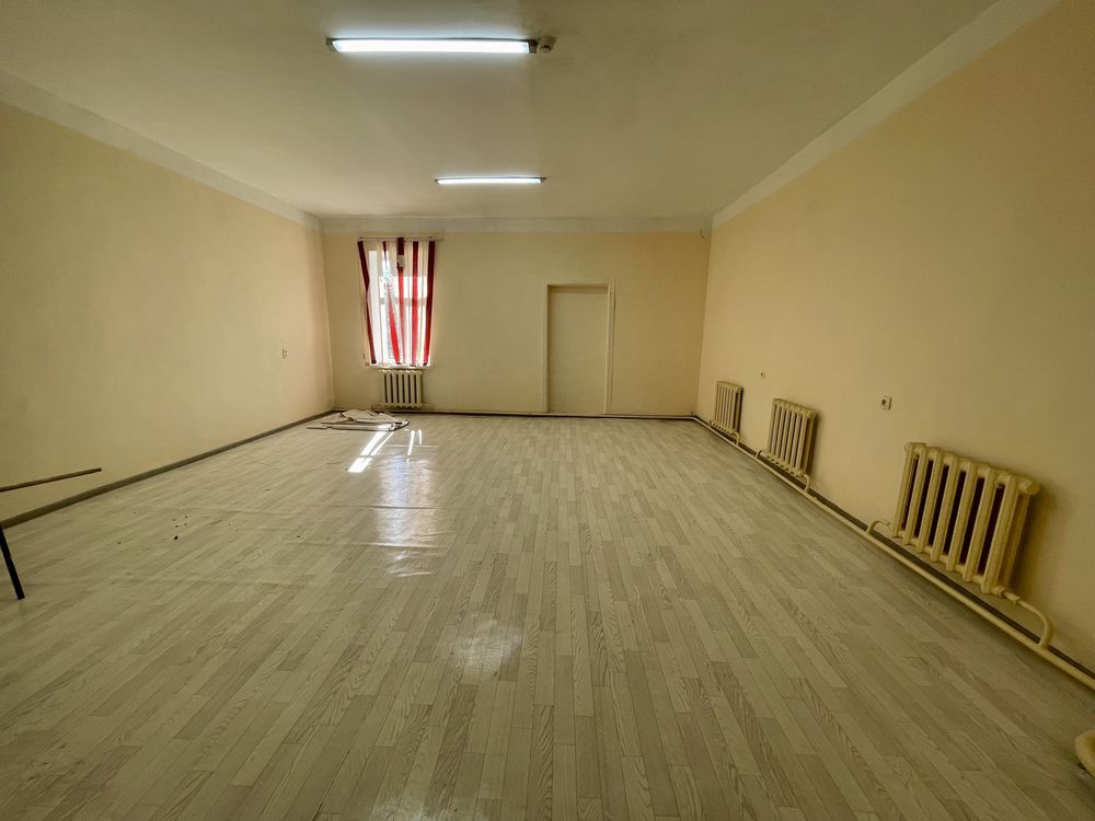 Қала орталығындағы коммерциялық ғимарат сатылады