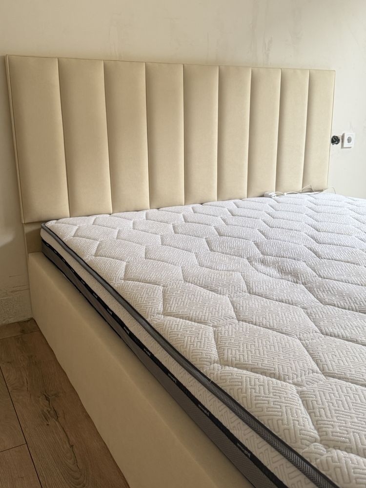 Продам кровать 160*200