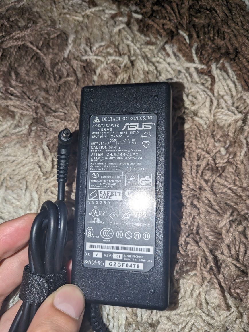 Продам или обменяю блок питания на ноутбук Asus