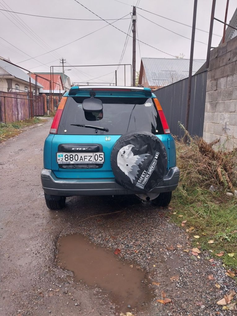 Продам машину Honda CRV