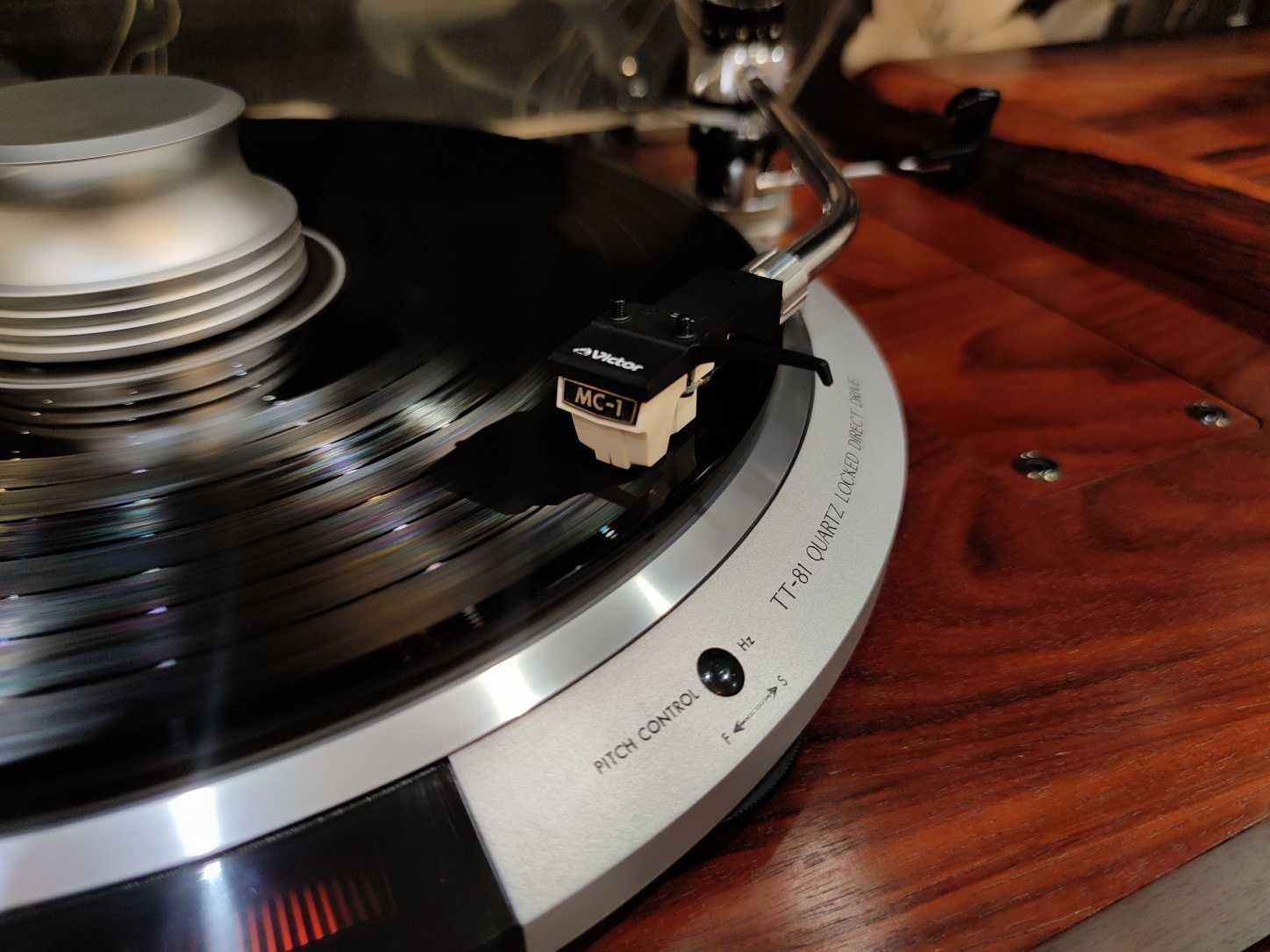 Продам топовый проигрыватель винила JVC/Victor QL-8 (TT-81)