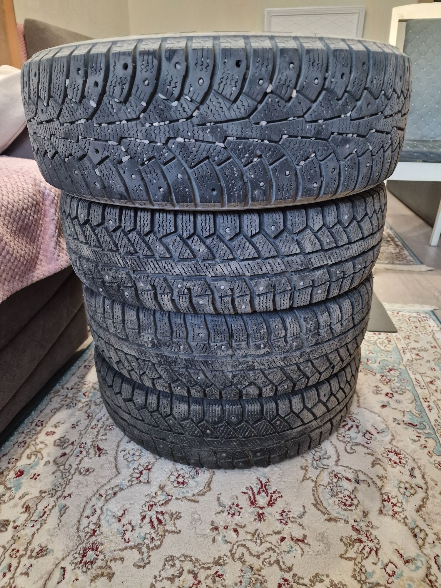Зимнии шины R13 175/65