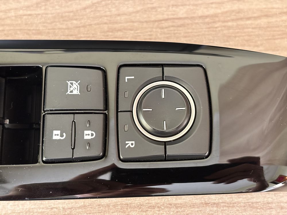 Блок управления стеклоподъемниками Lexus GS L10