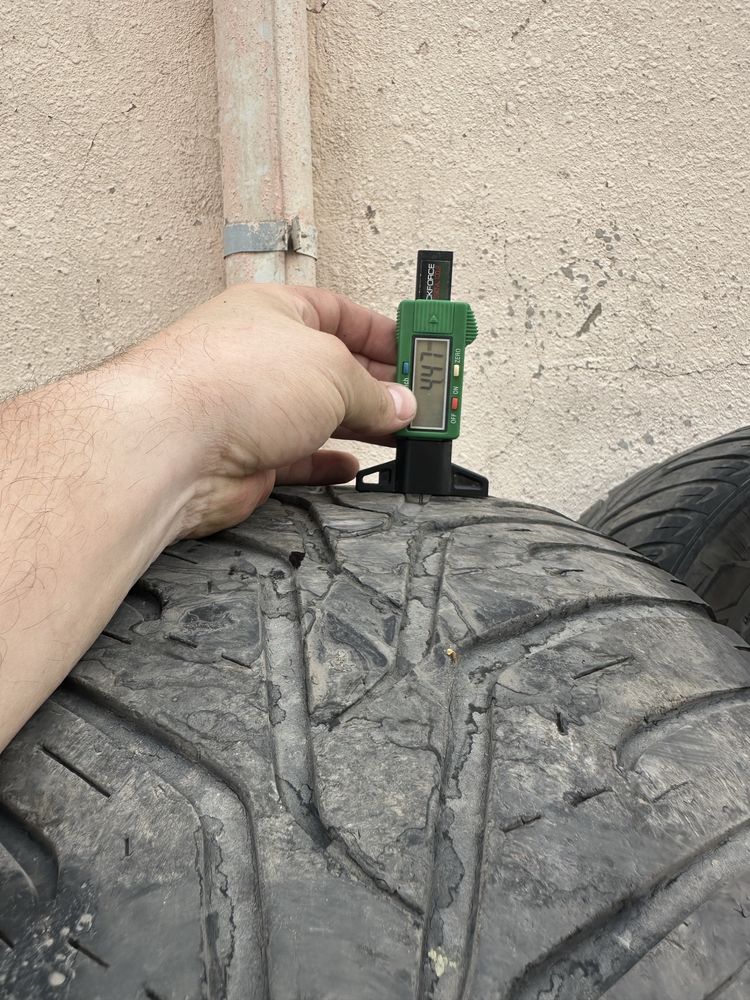 Комплект шин Hankook 285/60/18