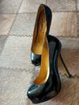 Туфли Yves Saint Laurent