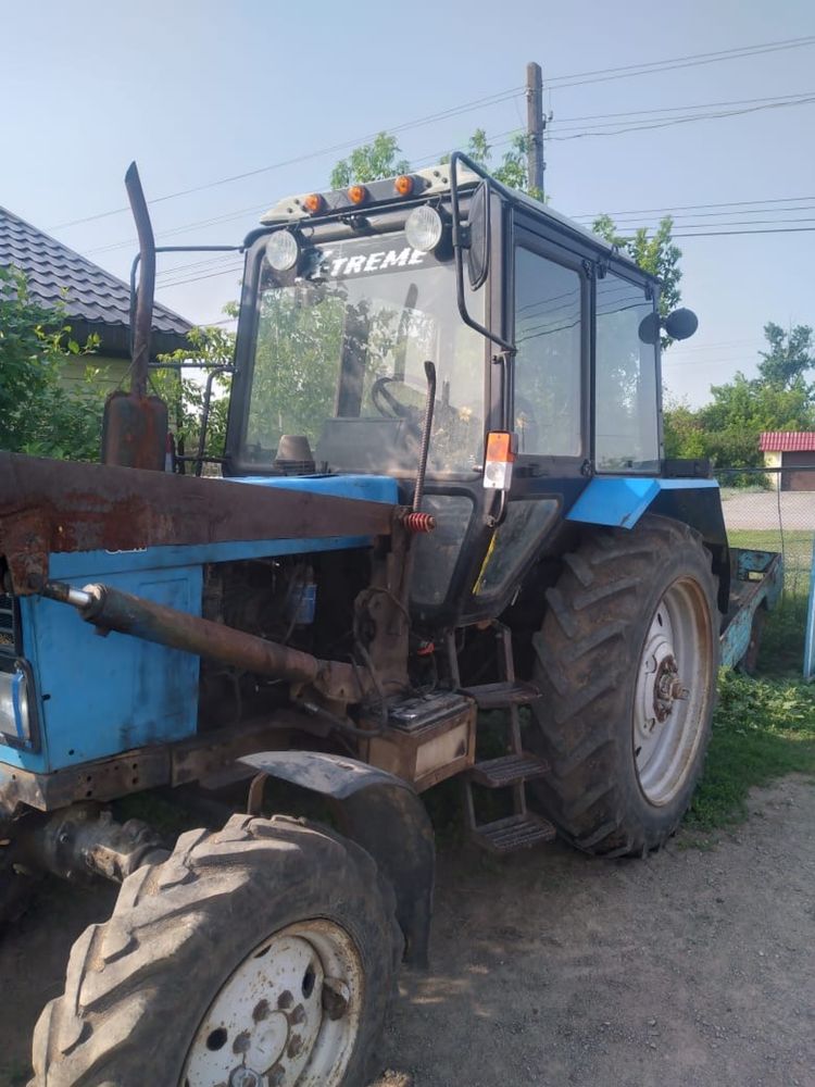 Продаю спец технику трактор и сельхоз агрегаты