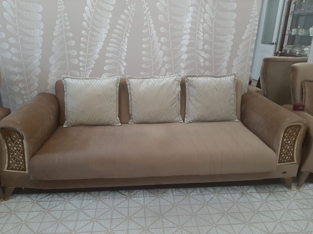 Продам диван и кресло