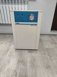 Продам  стоматолгически компрессор.