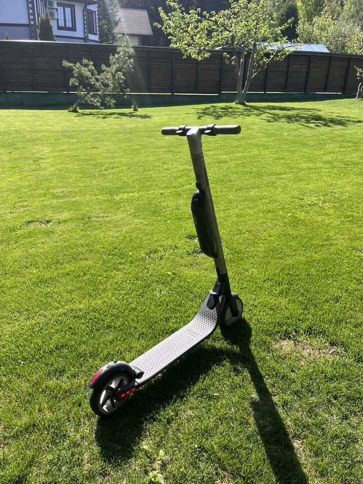 Электросамокат Ninebot Es 2