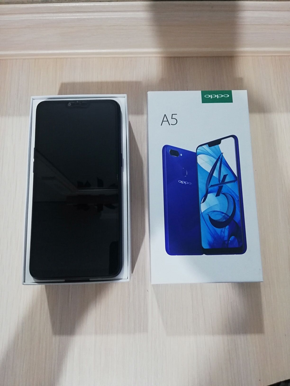 Мобильный телефон / Смартфон  OPPO A5