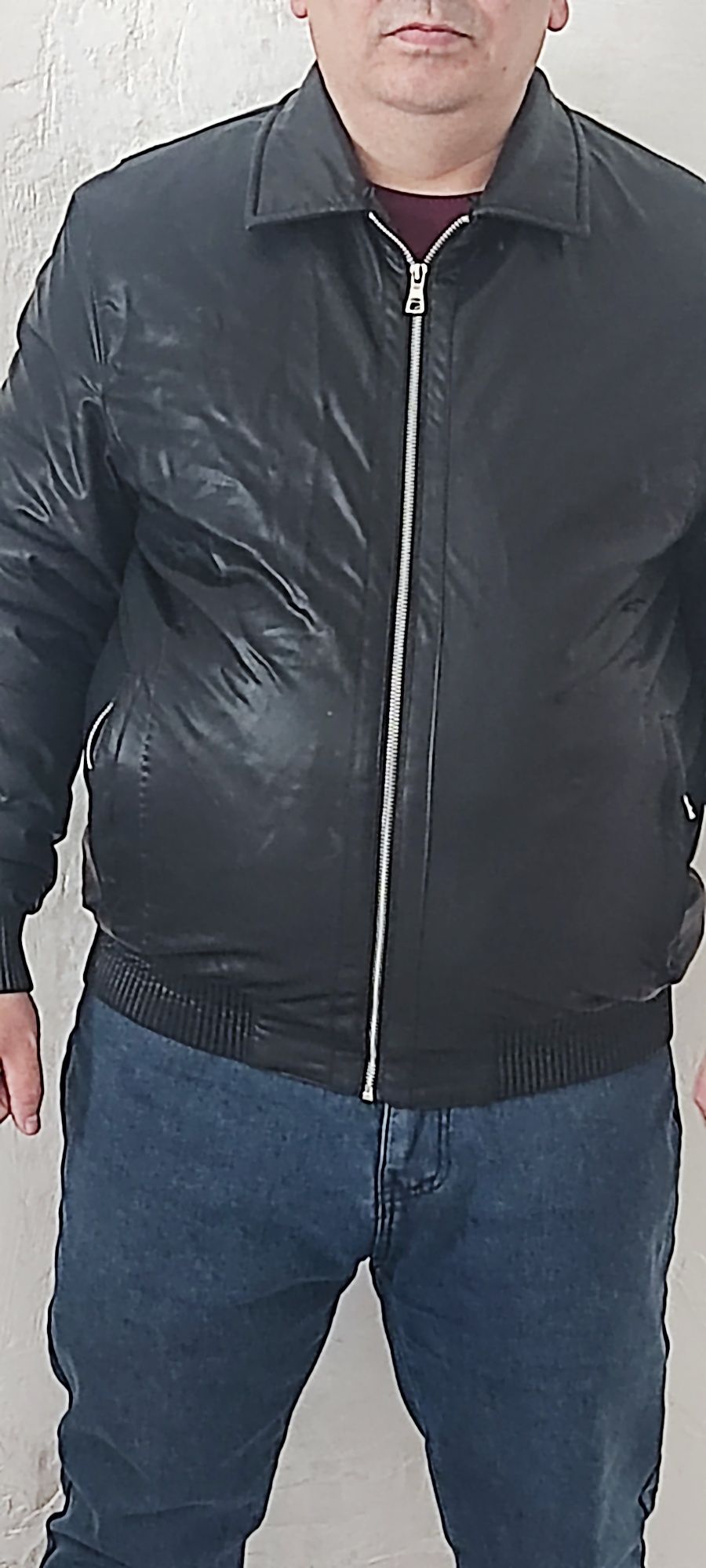 Продам куртку короткую,  новая , размер 56 , ЭКО кожа