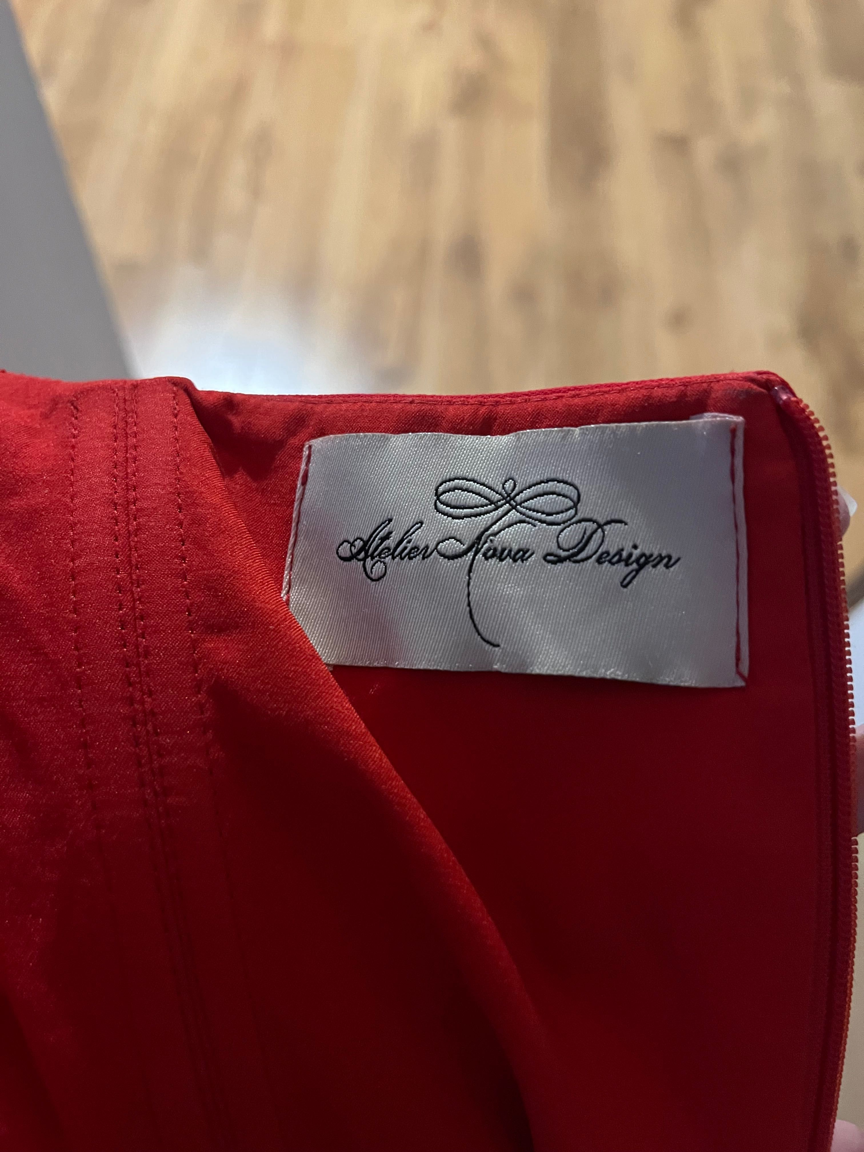 Продам красивое красное платье, от дизайнера Atelier Nova Design