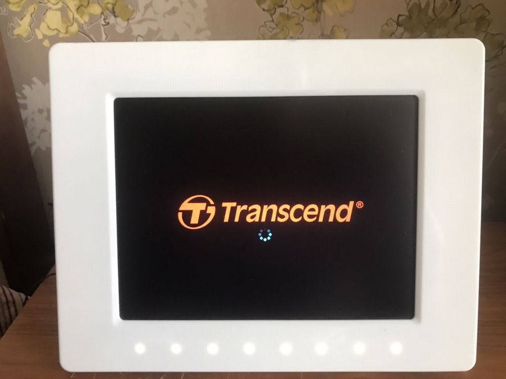 Электронная рамочка Transcend