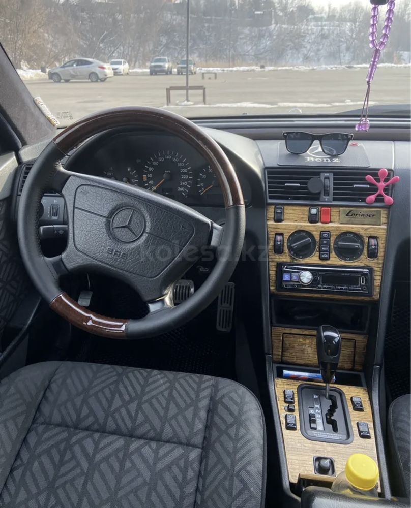 Mercedes-Benz C 280