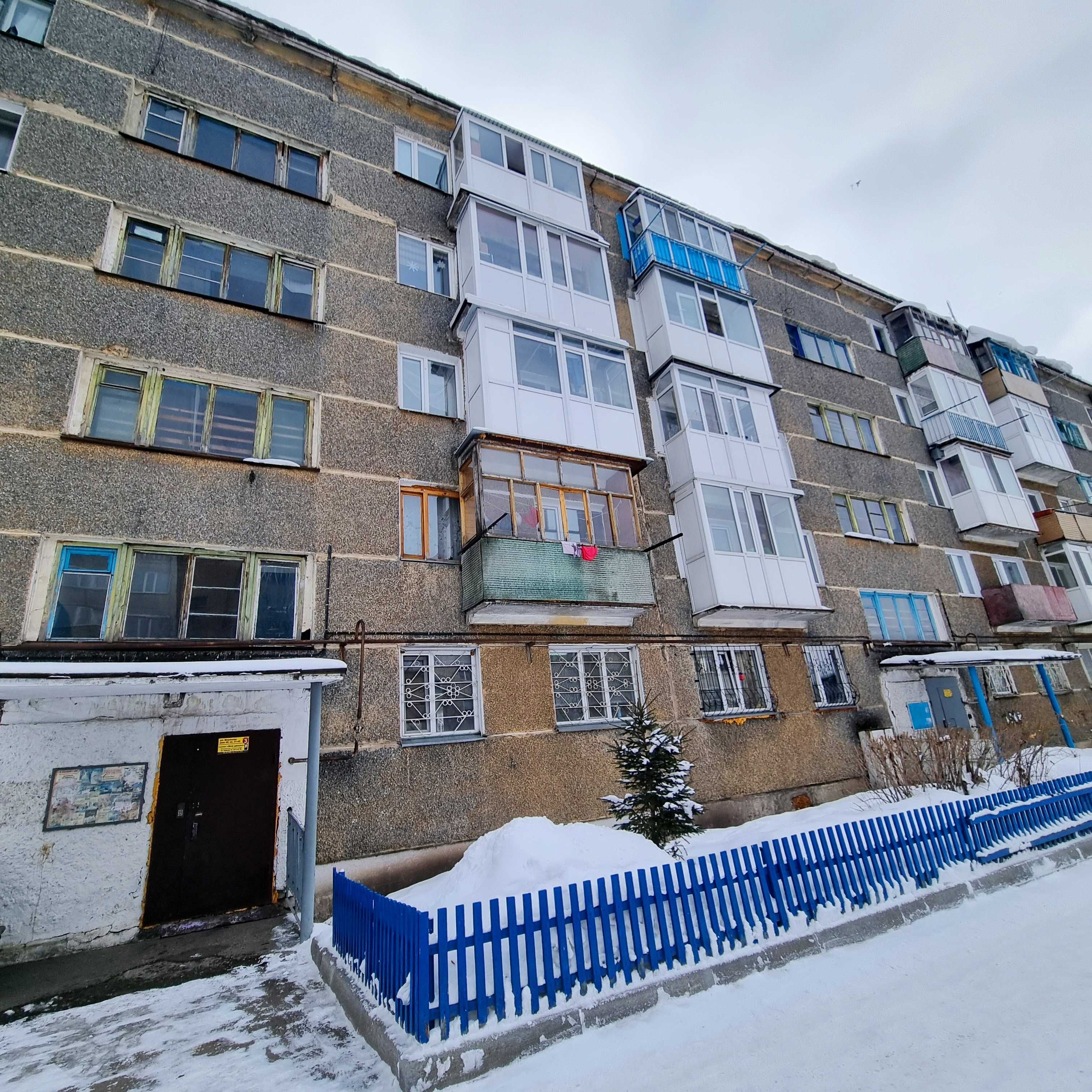 ДВУШКА Вокзал Морозова 49 Не угловая 16 млн.