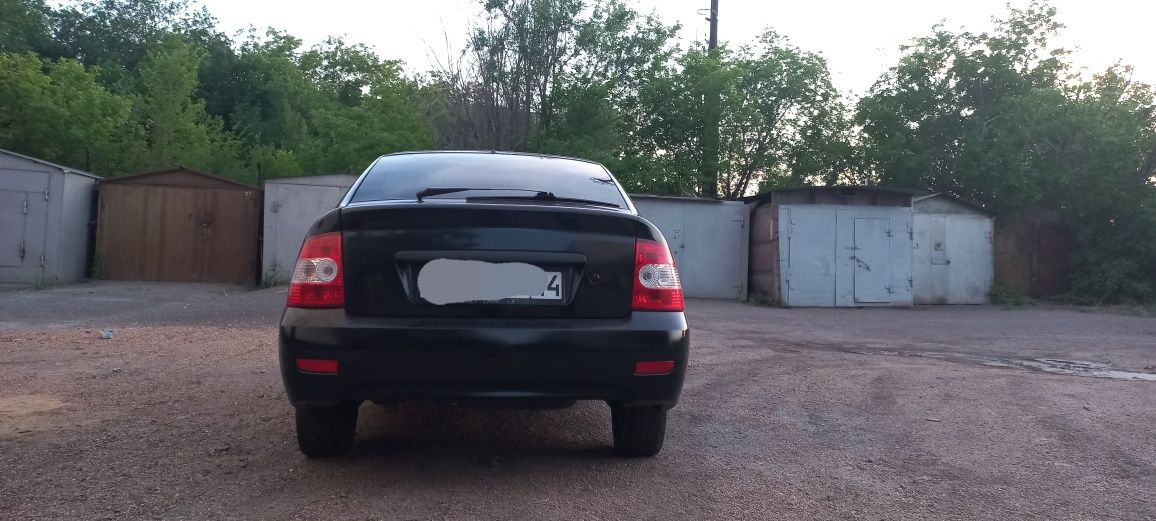 Продам приору  2012 года