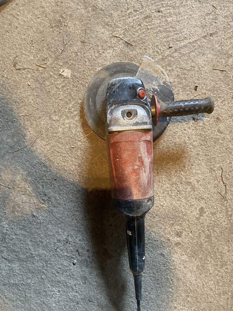 Срочно Продам болгарку марки Hilti-230