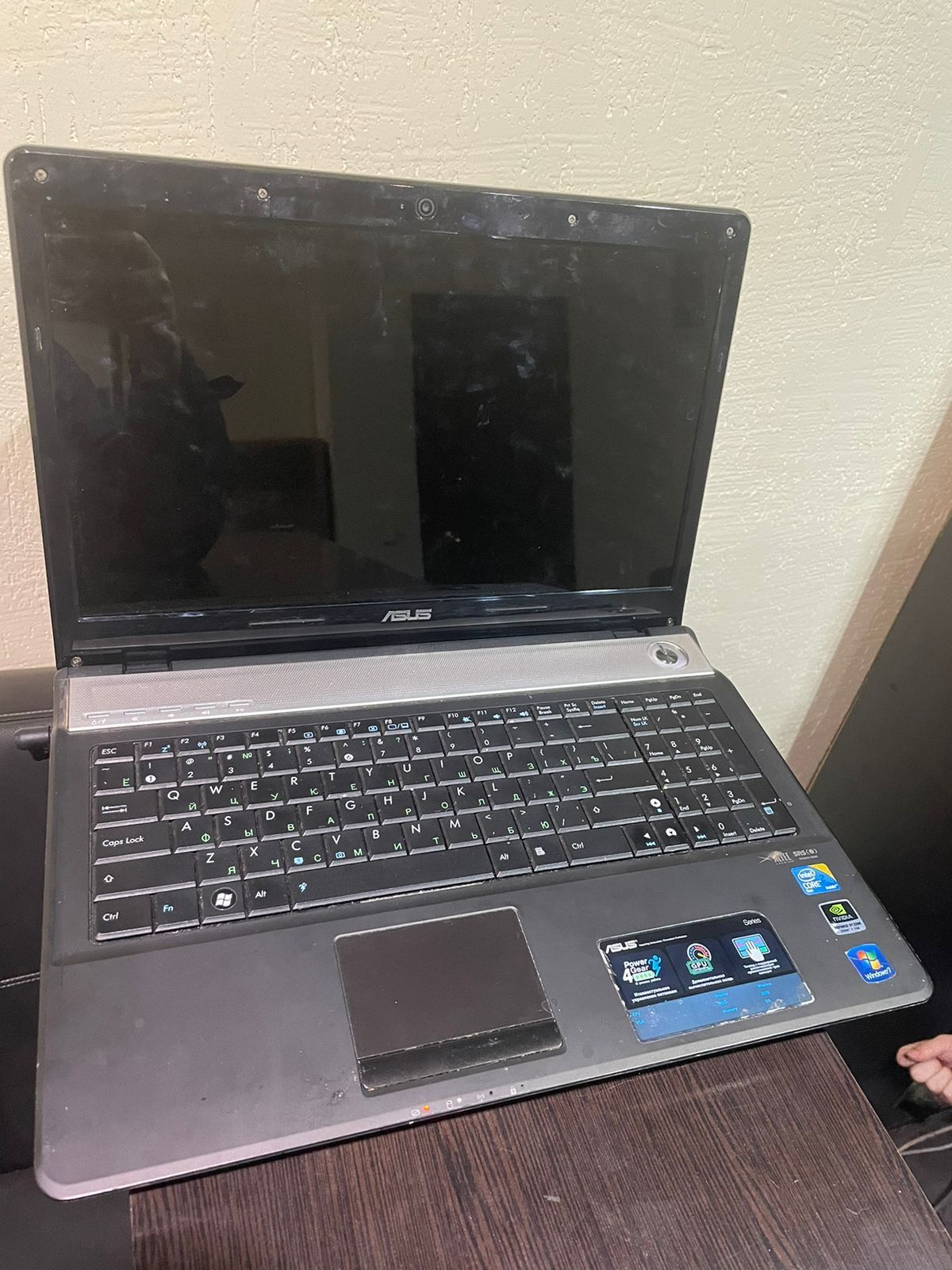 Продам офисный ноутбук Asus