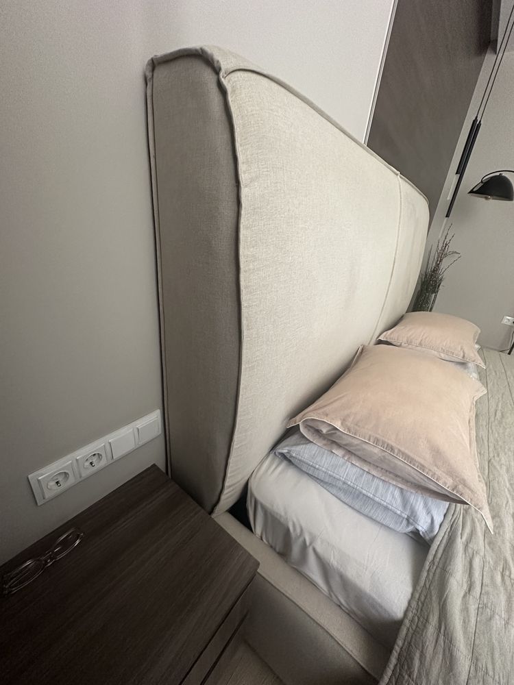 Продам дизайнерскую кровать