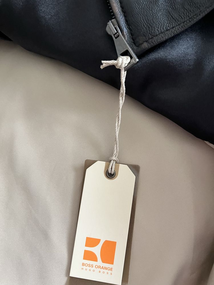 Продам кожаную  куртку
