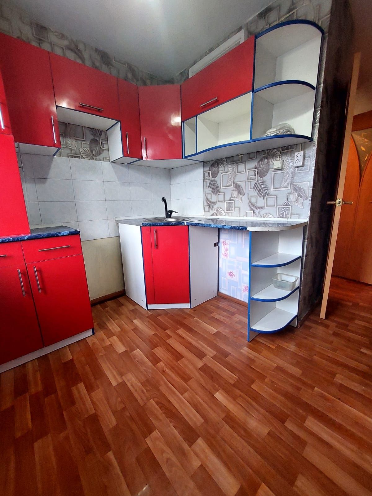 Продам квартиру двухкомнатная