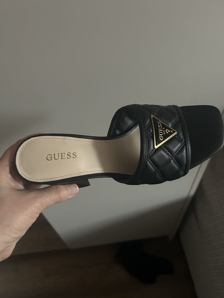Новые босоножки фирмы GUESS 37 размер (6,5)оригинал. 30 000 тг