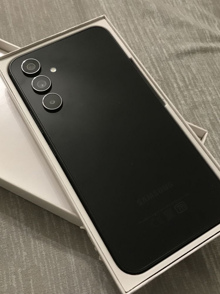 Samsung A54 5G 6 ГБ/128 ГБ