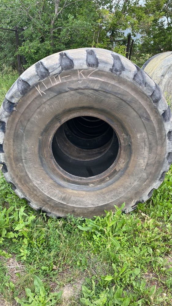 Шины 26,5R26 грузовые
