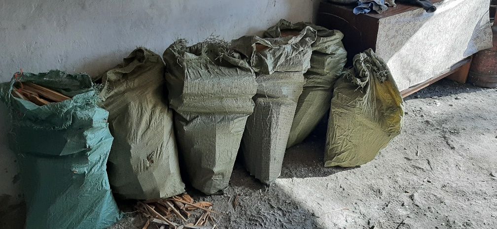 Продам дрова в мешках.