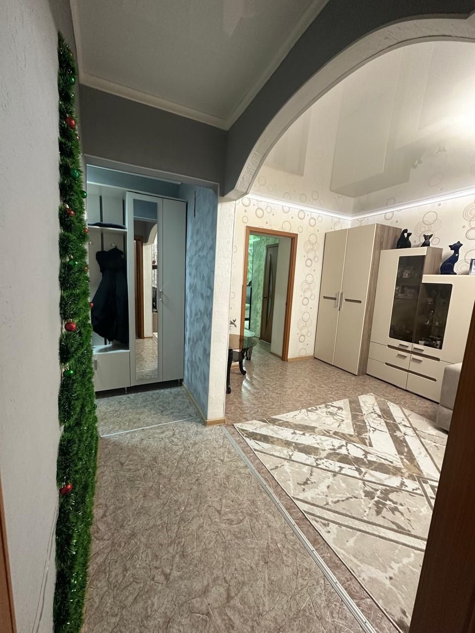 Продам 2 комнатную квартиру в кирпичном доме, район Черемушки 14800