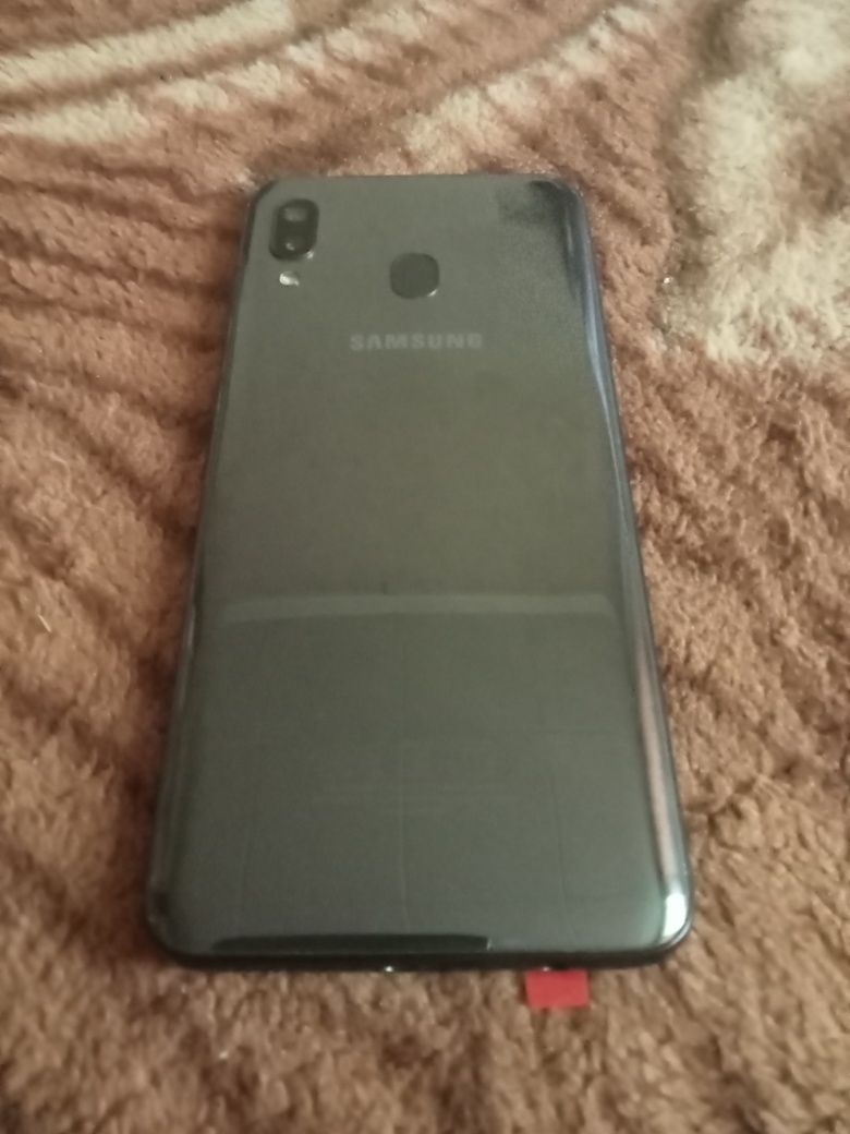 Samsung Galaxy A20
